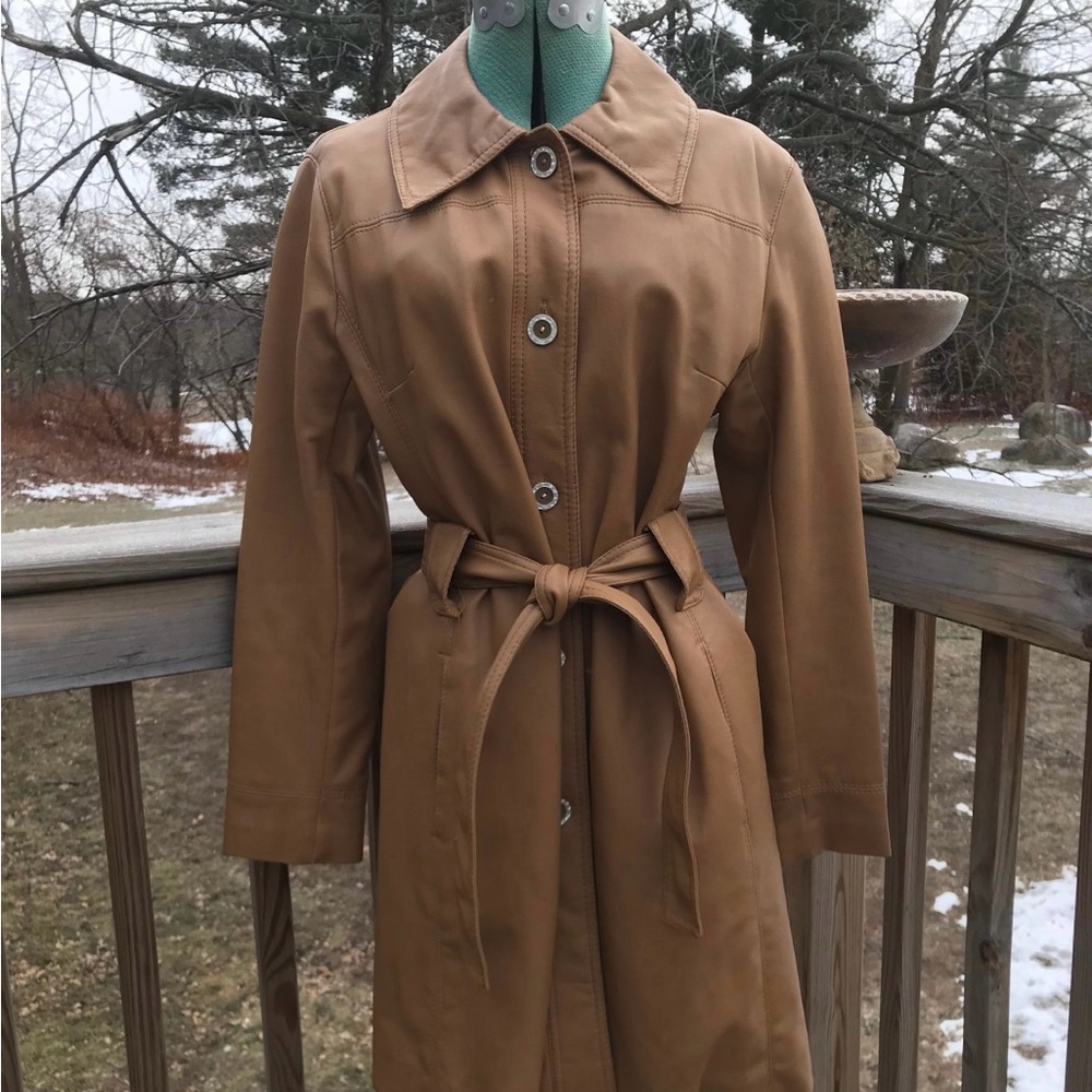 Vintage 1960’-1970’s pleather Pacific Trail Jaquette.